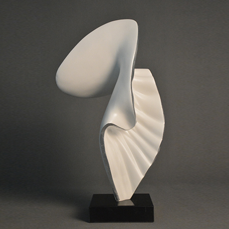 藝術(shù)雕塑愛之翼1